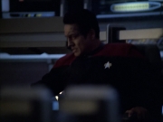 extant_StarTrek_VOY_6x01-EquinoxPart2_01775.jpg