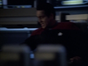 extant_StarTrek_VOY_6x01-EquinoxPart2_01777.jpg