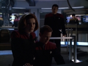 extant_StarTrek_VOY_6x01-EquinoxPart2_01812.jpg