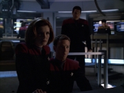 extant_StarTrek_VOY_6x01-EquinoxPart2_01813.jpg
