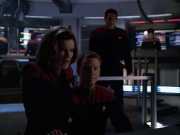 extant_StarTrek_VOY_6x01-EquinoxPart2_01814.jpg