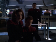 extant_StarTrek_VOY_6x01-EquinoxPart2_01816.jpg