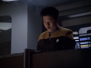 extant_StarTrek_VOY_6x01-EquinoxPart2_01818.jpg