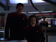 extant_StarTrek_VOY_6x01-EquinoxPart2_01827.jpg