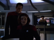 extant_StarTrek_VOY_6x01-EquinoxPart2_01828.jpg
