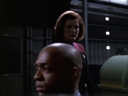extant_StarTrek_VOY_6x01-EquinoxPart2_01842.jpg