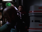 extant_StarTrek_VOY_6x01-EquinoxPart2_01860.jpg