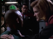 extant_StarTrek_VOY_6x01-EquinoxPart2_01884.jpg