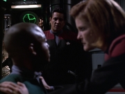 extant_StarTrek_VOY_6x01-EquinoxPart2_01889.jpg