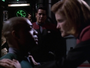 extant_StarTrek_VOY_6x01-EquinoxPart2_01892.jpg