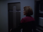 extant_StarTrek_VOY_6x01-EquinoxPart2_01934.jpg