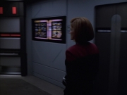 extant_StarTrek_VOY_6x01-EquinoxPart2_01935.jpg