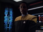 extant_StarTrek_VOY_6x01-EquinoxPart2_01988.jpg