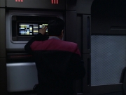 extant_StarTrek_VOY_6x01-EquinoxPart2_01999.jpg