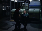 extant_StarTrek_VOY_6x01-EquinoxPart2_02009.jpg