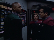 extant_StarTrek_VOY_6x01-EquinoxPart2_02022.jpg