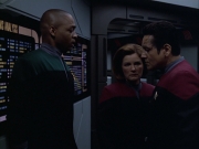 extant_StarTrek_VOY_6x01-EquinoxPart2_02034.jpg