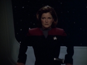 extant_StarTrek_VOY_6x01-EquinoxPart2_02050.jpg