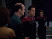extant_StarTrek_VOY_6x01-EquinoxPart2_02056.jpg
