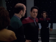 extant_StarTrek_VOY_6x01-EquinoxPart2_02068.jpg