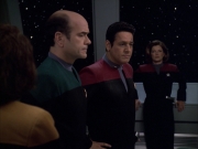 extant_StarTrek_VOY_6x01-EquinoxPart2_02074.jpg