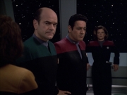 extant_StarTrek_VOY_6x01-EquinoxPart2_02075.jpg