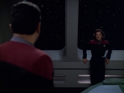 extant_StarTrek_VOY_6x01-EquinoxPart2_02083.jpg