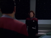 extant_StarTrek_VOY_6x01-EquinoxPart2_02088.jpg