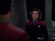extant_StarTrek_VOY_6x01-EquinoxPart2_02091.jpg