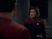 extant_StarTrek_VOY_6x01-EquinoxPart2_02102.jpg