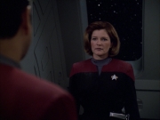 extant_StarTrek_VOY_6x01-EquinoxPart2_02114.jpg