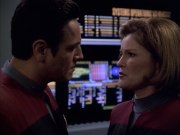 extant_StarTrek_VOY_6x01-EquinoxPart2_02147.jpg