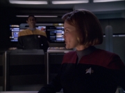extant_StarTrek_VOY_6x01-EquinoxPart2_02175.jpg