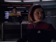 extant_StarTrek_VOY_6x01-EquinoxPart2_02179.jpg