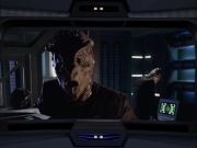 extant_StarTrek_VOY_6x01-EquinoxPart2_02218.jpg
