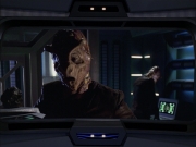 extant_StarTrek_VOY_6x01-EquinoxPart2_02225.jpg