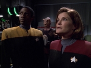 extant_StarTrek_VOY_6x01-EquinoxPart2_02367.jpg