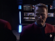 extant_StarTrek_VOY_6x01-EquinoxPart2_02394.jpg