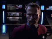 extant_StarTrek_VOY_6x01-EquinoxPart2_02397.jpg