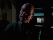 extant_StarTrek_VOY_6x01-EquinoxPart2_02421.jpg