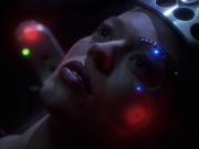 extant_StarTrek_VOY_6x01-EquinoxPart2_02446.jpg
