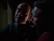 extant_StarTrek_VOY_6x01-EquinoxPart2_02462.jpg