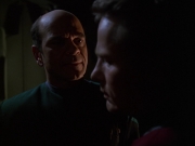 extant_StarTrek_VOY_6x01-EquinoxPart2_02464.jpg