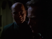 extant_StarTrek_VOY_6x01-EquinoxPart2_02466.jpg