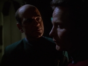 extant_StarTrek_VOY_6x01-EquinoxPart2_02488.jpg