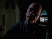 extant_StarTrek_VOY_6x01-EquinoxPart2_02512.jpg