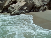 extant_StarTrek_VOY_6x01-EquinoxPart2_02542.jpg
