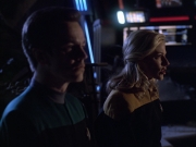 extant_StarTrek_VOY_6x01-EquinoxPart2_02701.jpg