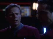 extant_StarTrek_VOY_6x01-EquinoxPart2_02705.jpg