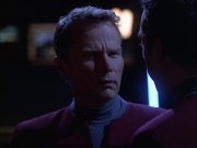 extant_StarTrek_VOY_6x01-EquinoxPart2_02714.jpg